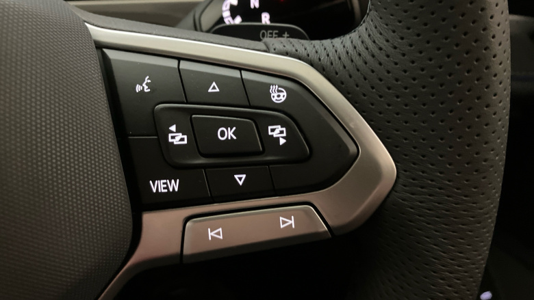 Volkswagen Passat 1.5 eTSI R-Line 5dr DSG Petrol Estate